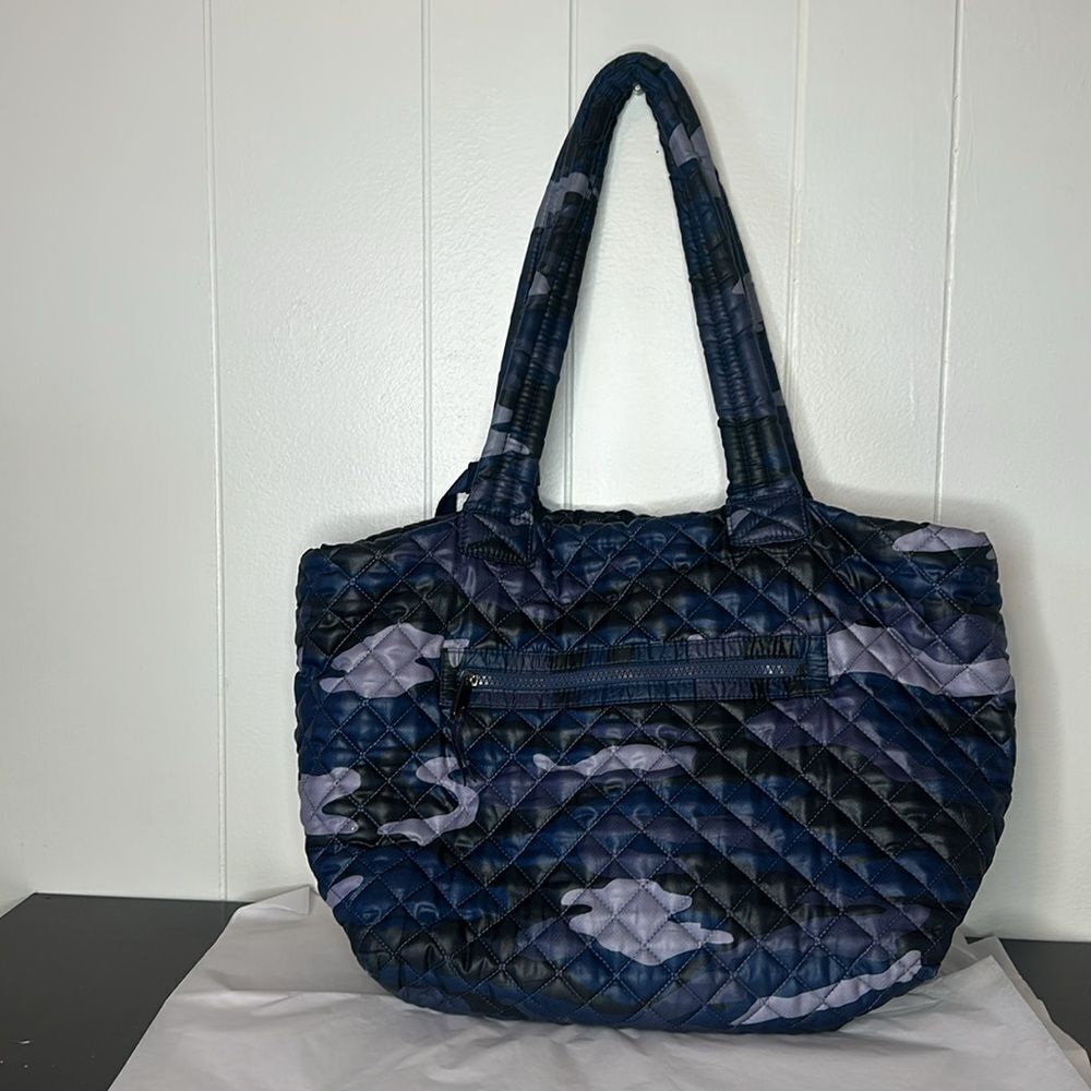 OLIVER THOMAS Wingwoman Large Tote Bag Blue Camo Travel Luggage Purse - Picture 4 of 17